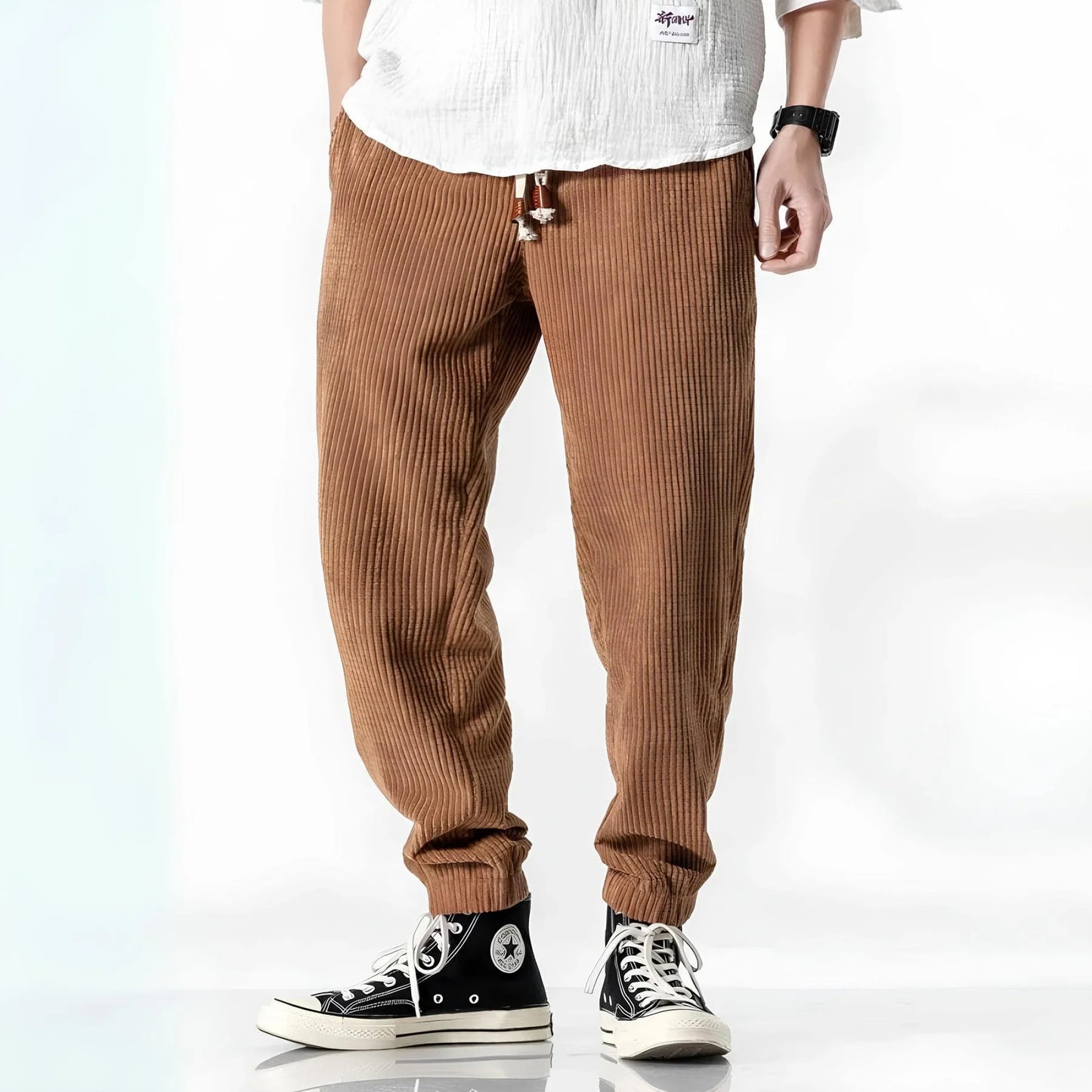 Pantalons en velours modernes